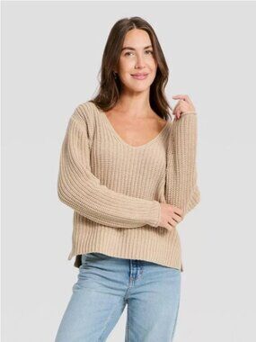 Women's Wide V-Neck Pullover Sweater - Universal Thread™ Oatmeal L